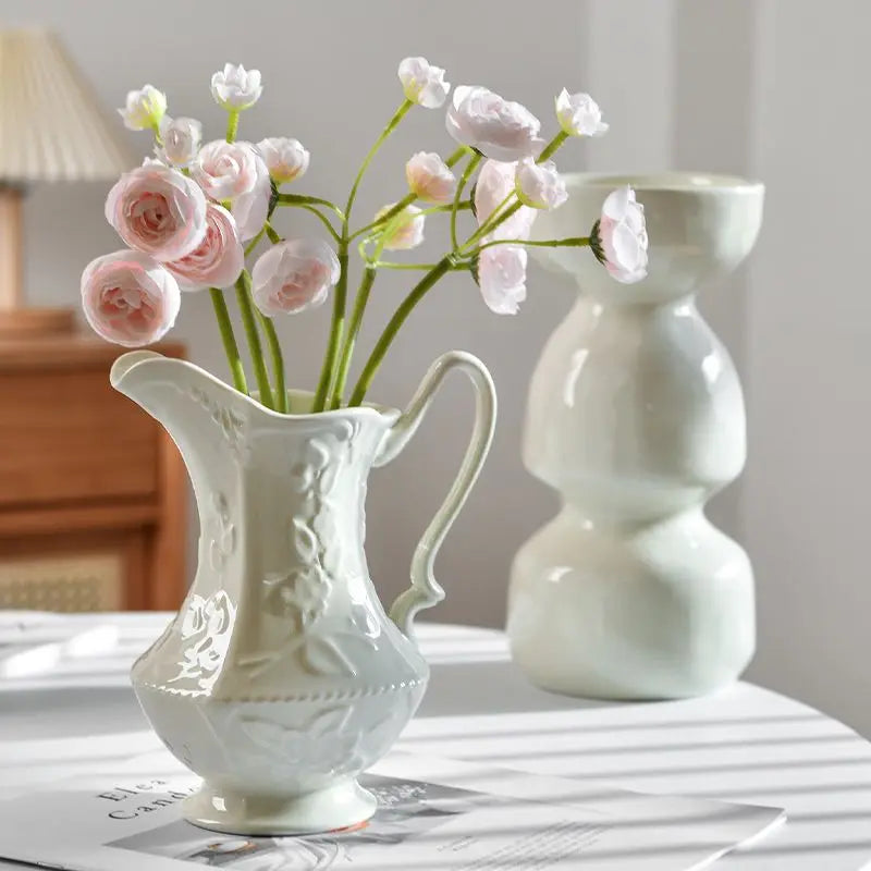 White Narrow-Neck Ceramic Vase | Ikebana-Inspired Luxury Home Décor