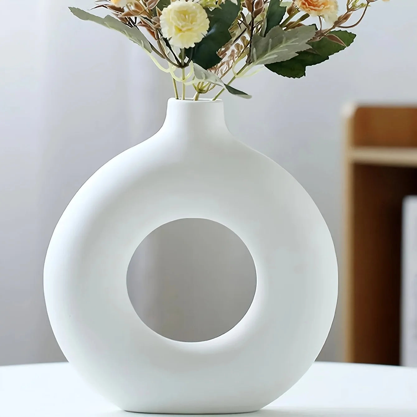 1pc, White/Beige Ceramic Vase  Vases For Decor, Modern Home Decor Vase, Boho Vases For Decor, Circle Vase, Round Vase, Donut Vas
