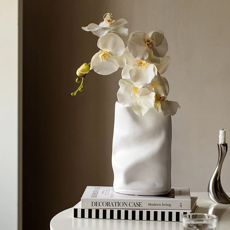 Graphic Black & White Ceramic Display Vase | Cabinet Luxury Home Décor