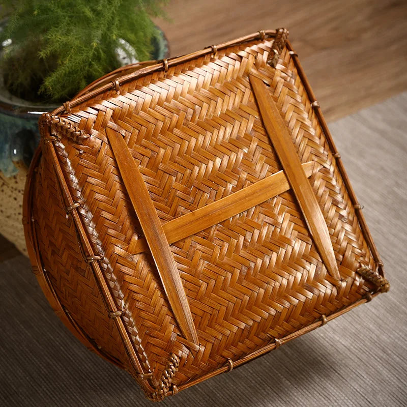 Creative Handwoven Bamboo Fruit Tray Japanese Style Storage Basket Rattan Snack Dish Dry Fruit Organizer Box for Home Decor