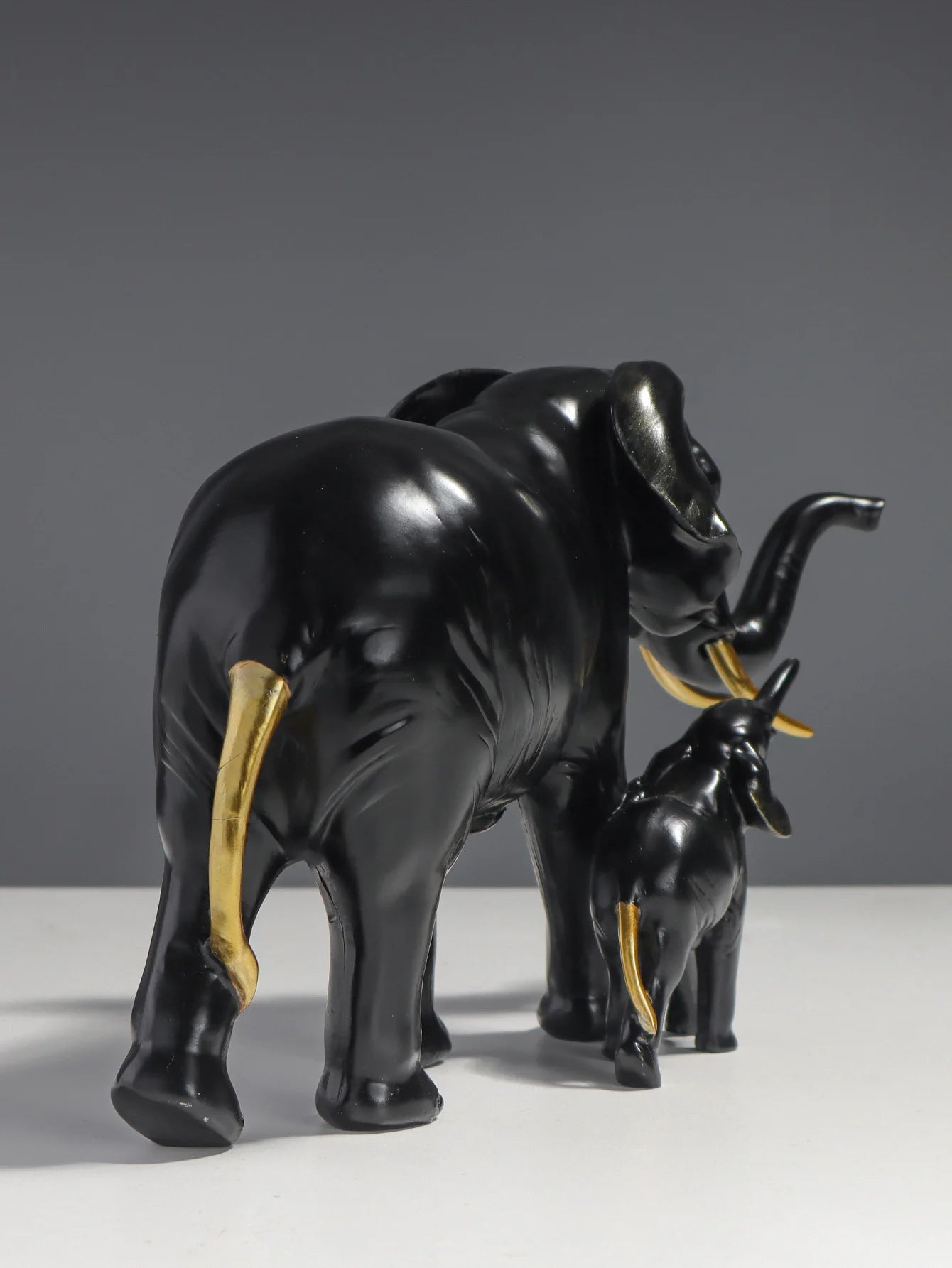 Mother & Child Elephant Sculpture | Luxury Resin Figurine for Refined Interiors