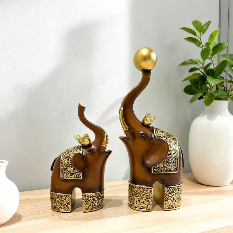 Wood Grain Animal Sculpture | Luxury Resin Ornament for Refined Interiors