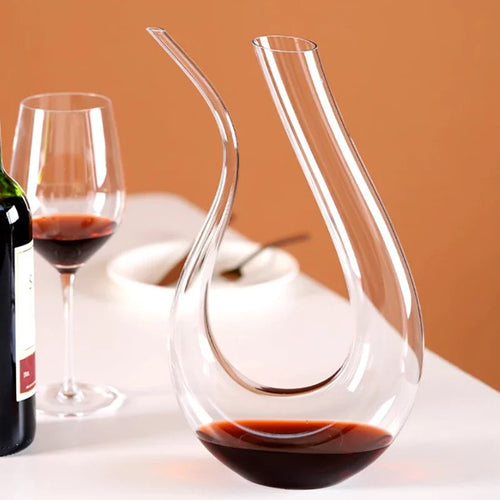 Crystal Wine Decanter Aerator 1500ml – Elegant Barware Essential for the Modern Home Bar