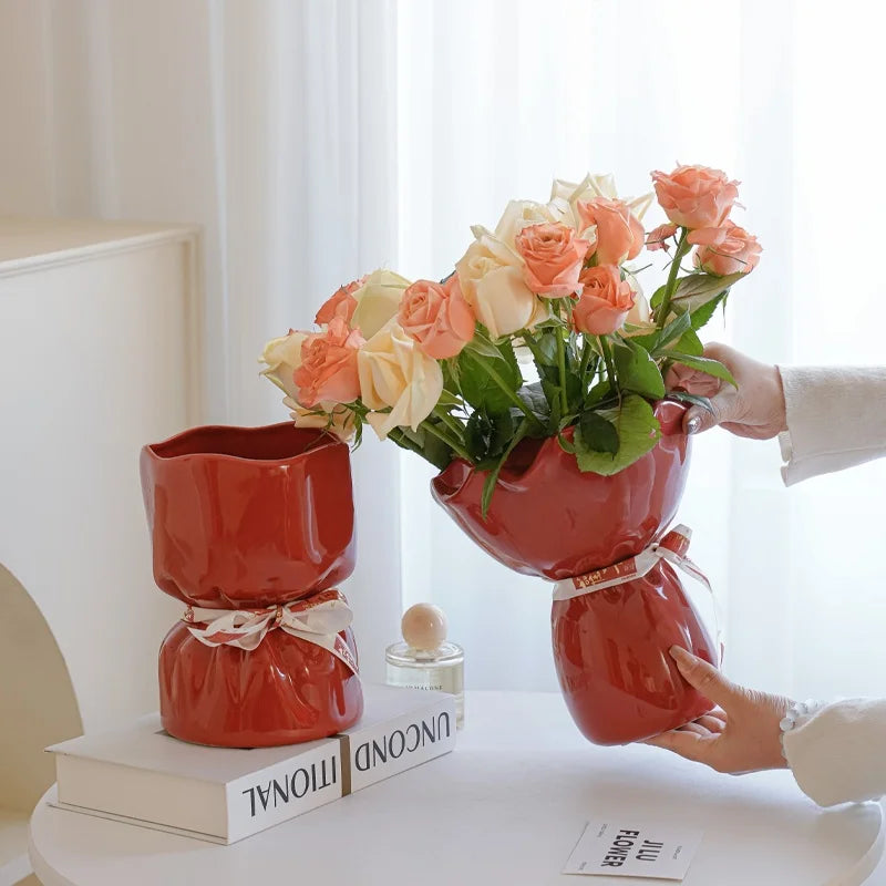 Ceramic Mood Vase | Luxury Porcelain Flower Vessel | Perfect Couple's Gift