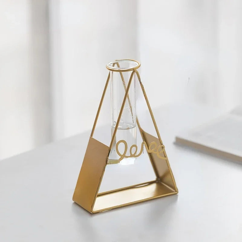 Nordic Geometric Metal Line Vase | Gold Iron Sculptural Plant Holder for Luxury Interiors