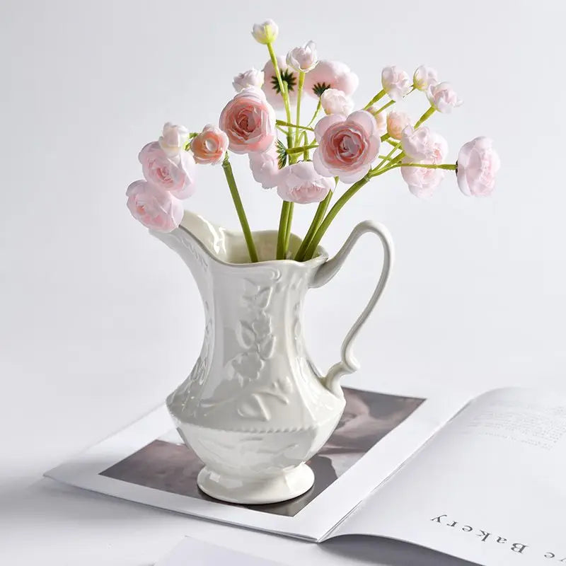 White Narrow-Neck Ceramic Vase | Ikebana-Inspired Luxury Home Décor