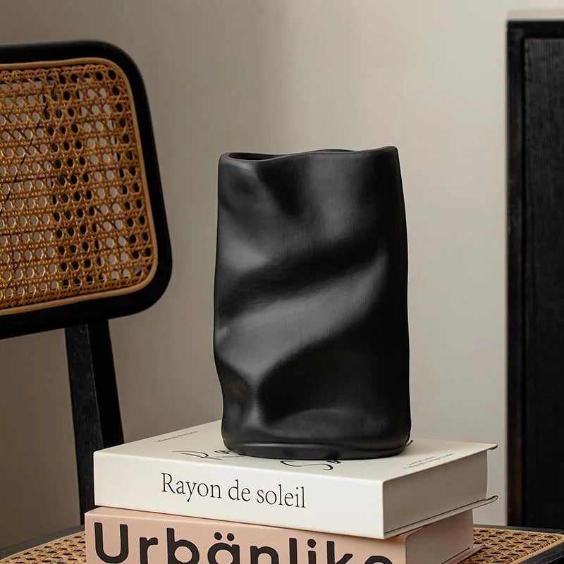 Graphic Black & White Ceramic Display Vase | Cabinet Luxury Home Décor
