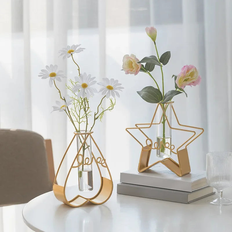 Nordic Geometric Metal Line Vase | Gold Iron Sculptural Plant Holder for Luxury Interiors