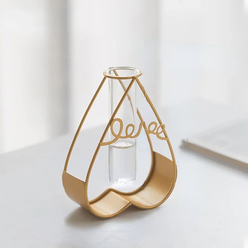 Nordic Geometric Metal Line Vase | Gold Iron Sculptural Plant Holder for Luxury Interiors